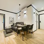 Mk77 - Lancia Apartamento León