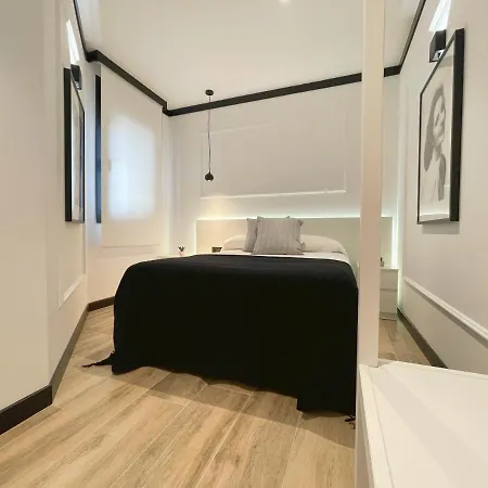 شقة Mk77 - Lancia *