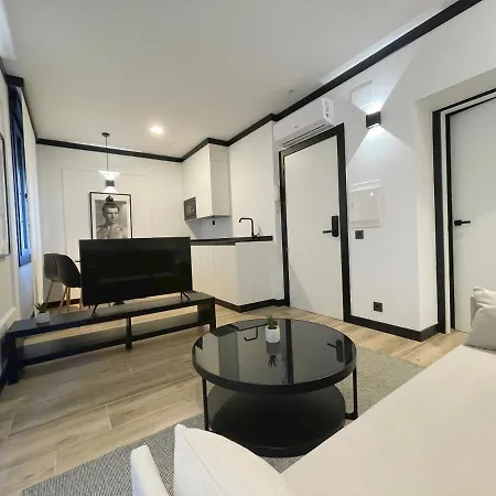 Mk77 - Lancia شقة