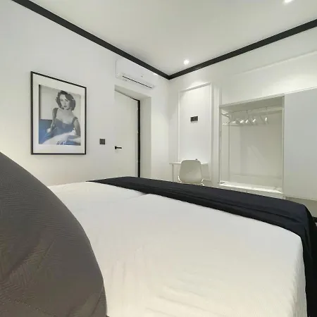 شقة Mk77 - Lancia *