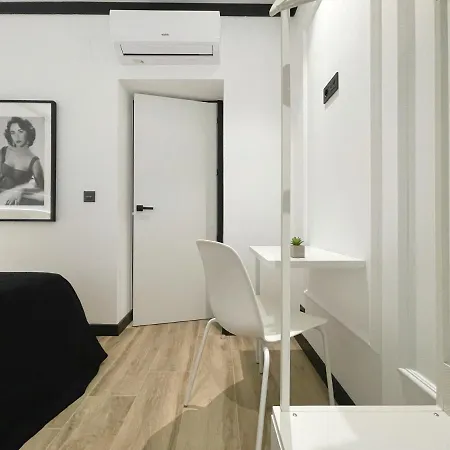 Mk77 - Lancia Apartamento *