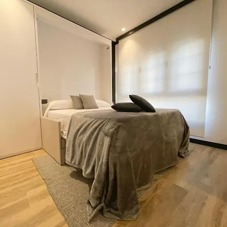 Mk77 - Lancia شقة *